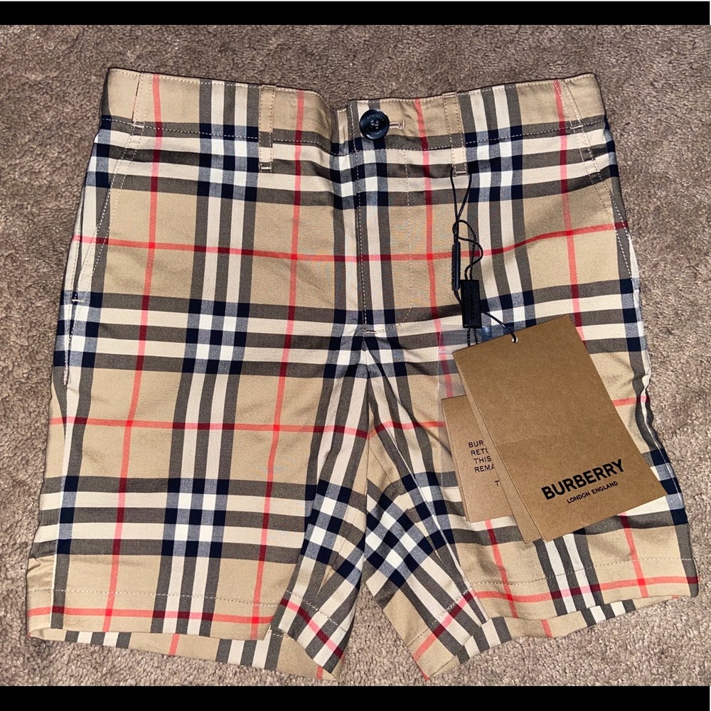 Boys Burberry shorts